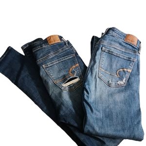 2 pairs American Eagle jeans